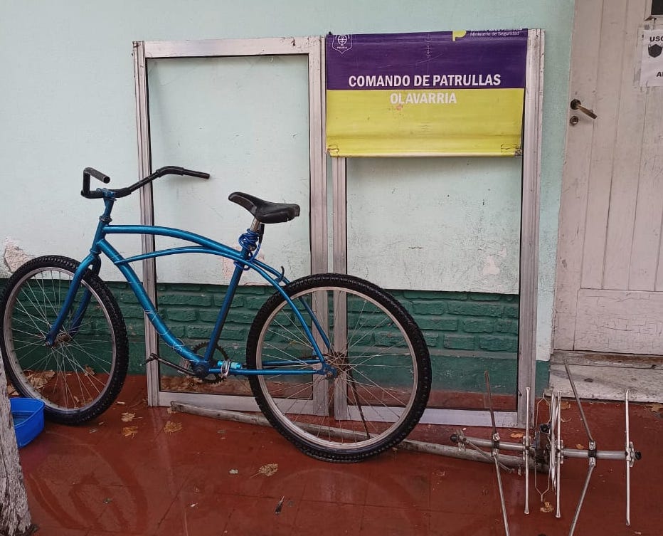 Entró a una casa a robar y escapó en una bicicleta fue aprehendido